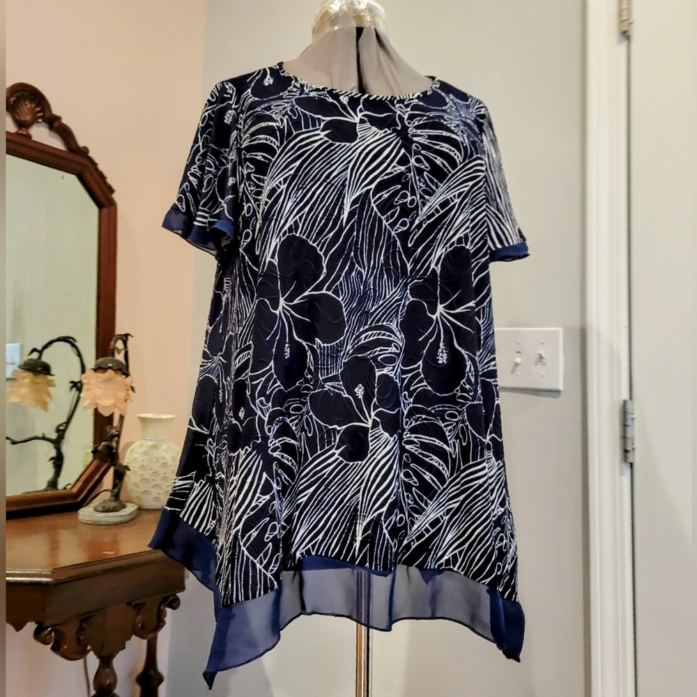 NWT 3X Textured Navy Sheer Edged Blouse
